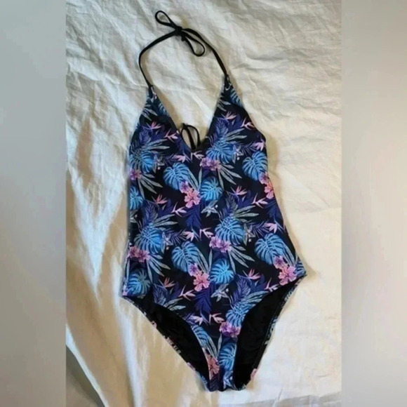 ‼️SALE‼️Amiani Women’s Tropical Floral One Piece Bathing Suit. - Picture 1 of 8